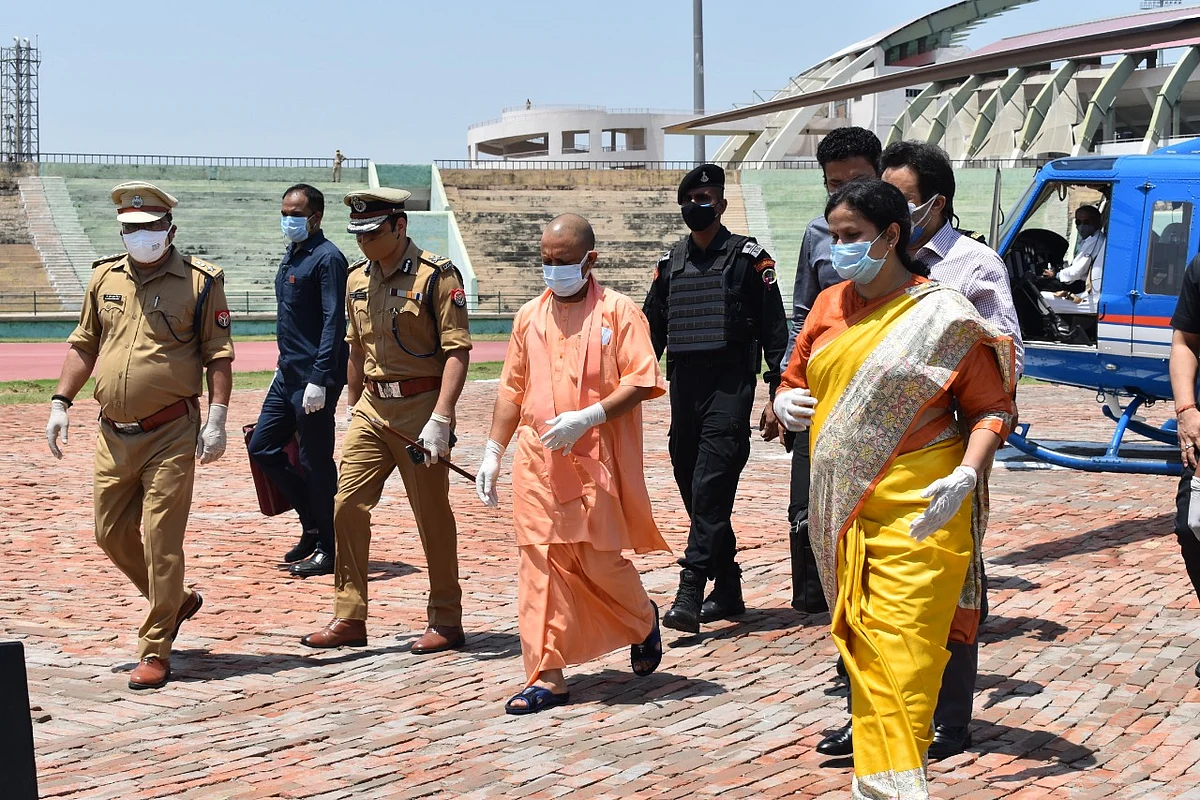 कोरोना की तीसरी लहर से पहले प्रदेश में हर किसी को लगेगी वैक्सीन:सीएम योगी