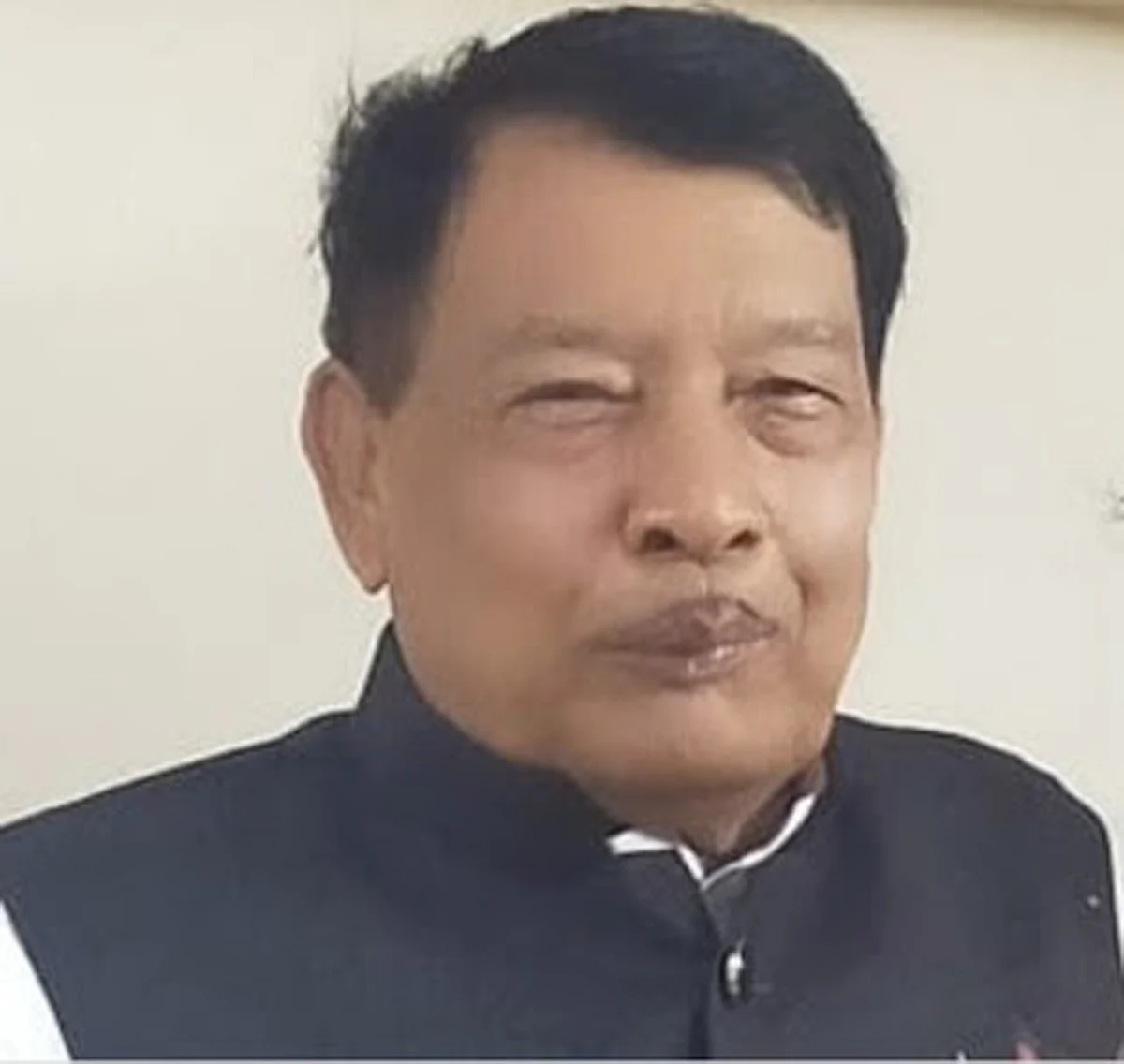 संक्रमितों के इलाज के लिए उपकरण खरीदने खाद्य मंत्री ने स्वीकृत किये 8 लाख रुपये
