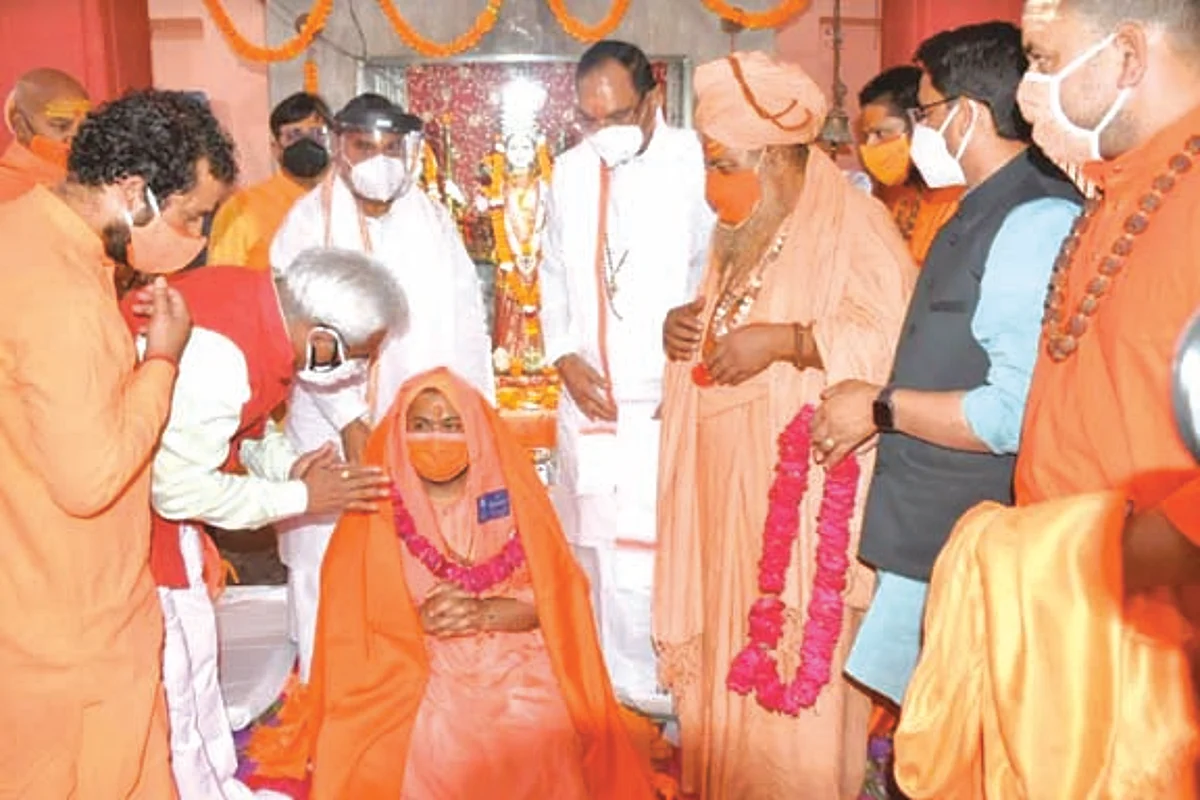 स्वामी रामेश्वरानन्द को सौंपी रामभजन आश्रम की जिम्मेदारी
