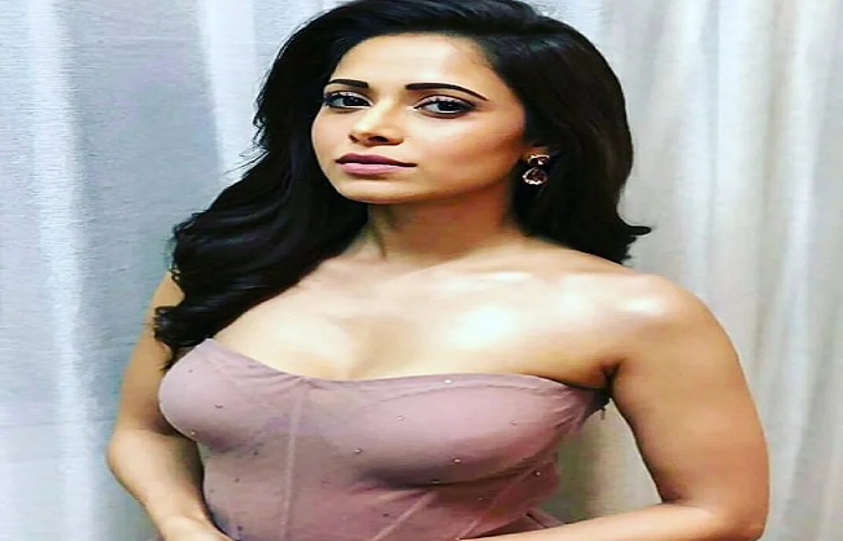 कोरोना महामारी के बीच नुसरत भरुचा ने शेयर किया भावुक पोस्ट