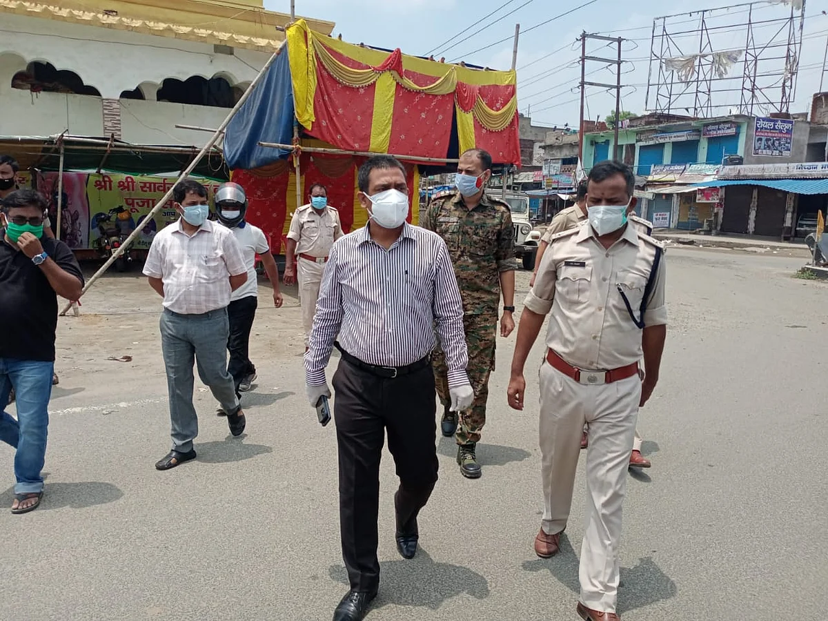 एसपी ने किया कोविड केयर सेंटर का निरीक्षण