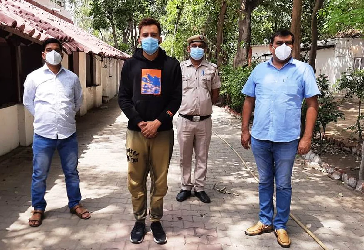 कोरोनाकाल में मौज-मस्ती करने के लिए बीटेक के छात्र ने ठगी, पठानकोट से गिरफ्तार