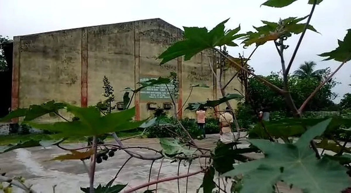 बंद पड़े धान के गोदाम को पुनर्जीवित करने की किसानों ने की मांग