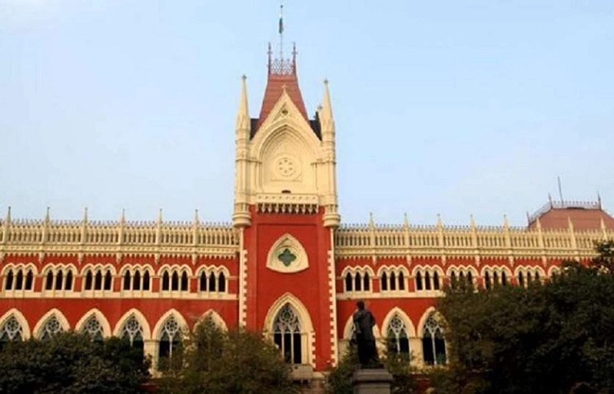चुनाव बाद हिंसा को लेकर कलकत्ता हाईकोर्ट ने ममता सरकार से मांगी रिपोर्ट