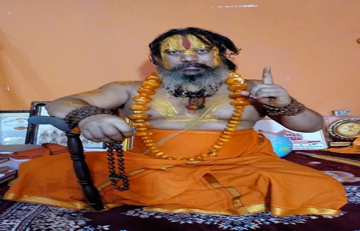 पश्चिम बंगाल में 24 मई तक राष्ट्रपति शासन घोषित न किए जाने पर करेंगे आत्मदाह: परमहंस आचार्य