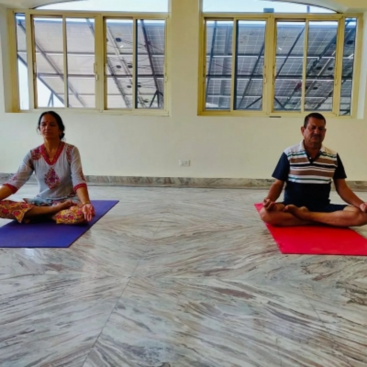 कंगना रनौत ने बताया, उन्होंने कैसे अपने परिवार को योग के लिए प्रेरित किया