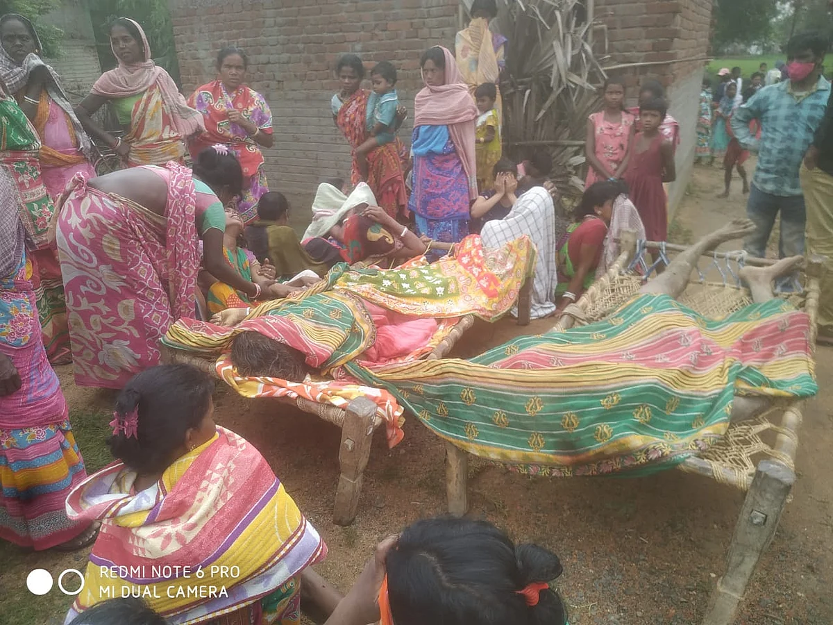 हाथी ने दंपती को कुचल कर मार डाला, ग्रामीणों ने रेंजर को बनाया बंधक