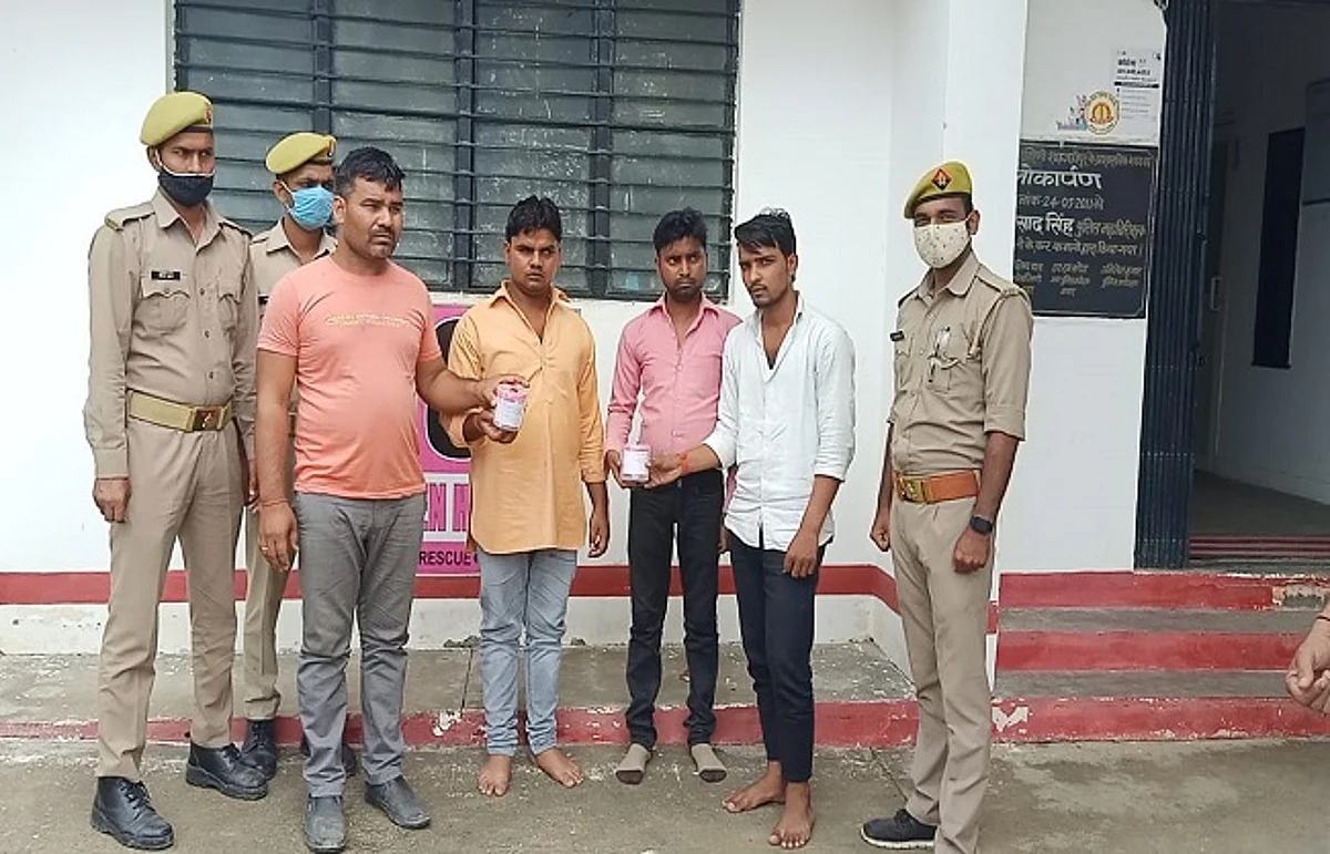 शाहजहांपुर : कार से एक करोड़ की स्मैक बरामद, चार तस्कर गिरफ्तार