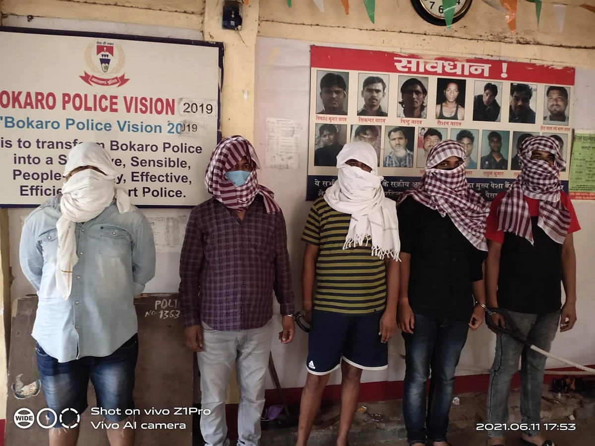 व्यवसायी की हत्या की योजना बना रहे चार बदमाश गिरफ्तार