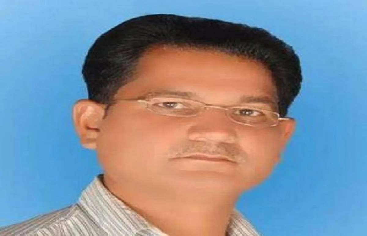 कोरोना में अपनाएं योग, परिवार बनाएं निरोग