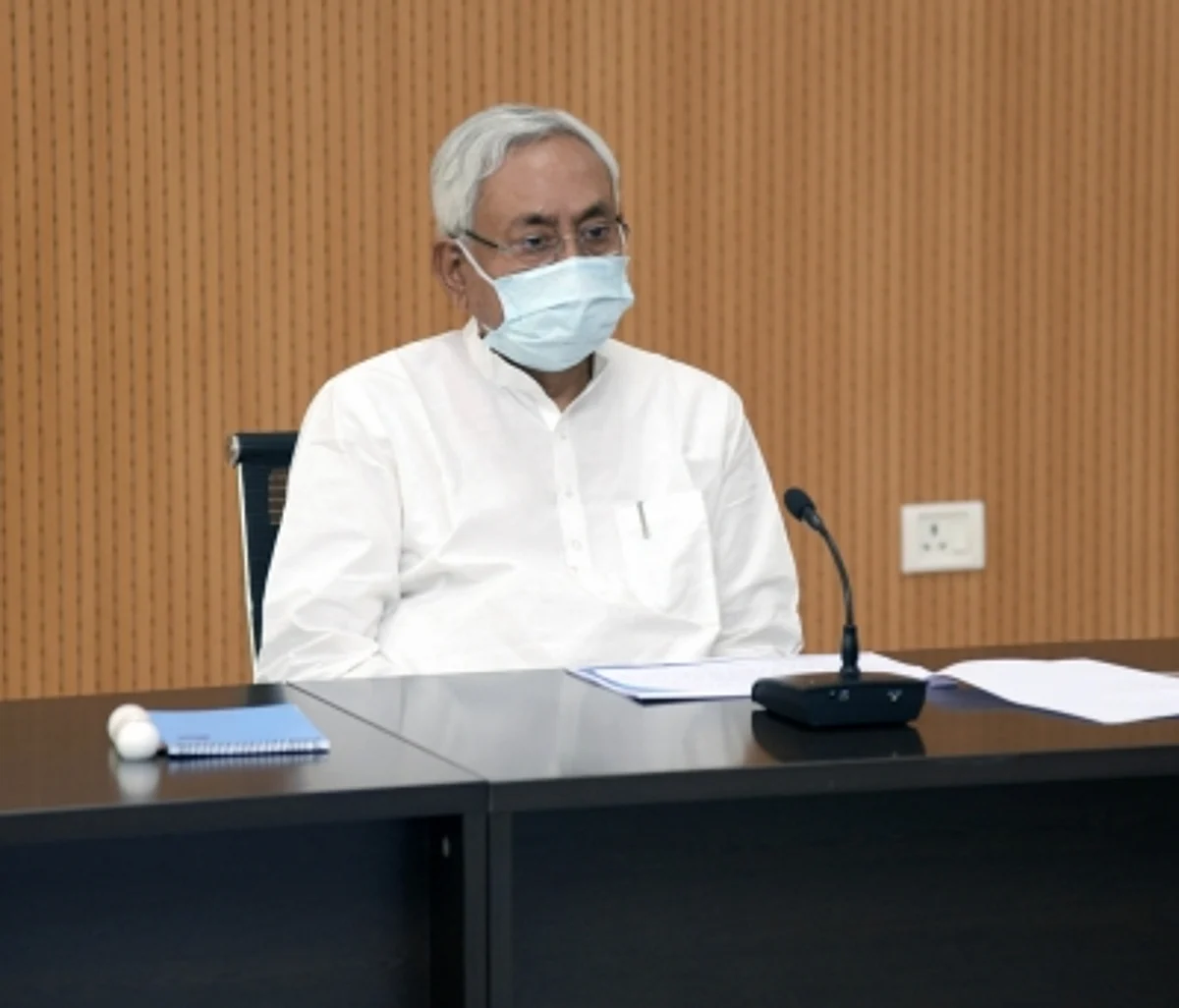 बिहार में लॉकडाउन समाप्त, नीतीश ने कहा, अभी भी भीड़भाड से बचने की जरूरत