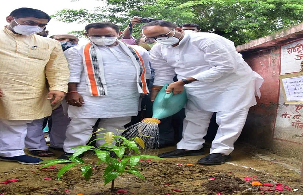मुख्यमंत्री की कुशल रणनीति से कोरोना पर पाया जा सका नियंत्रण : बृजेश पाठक