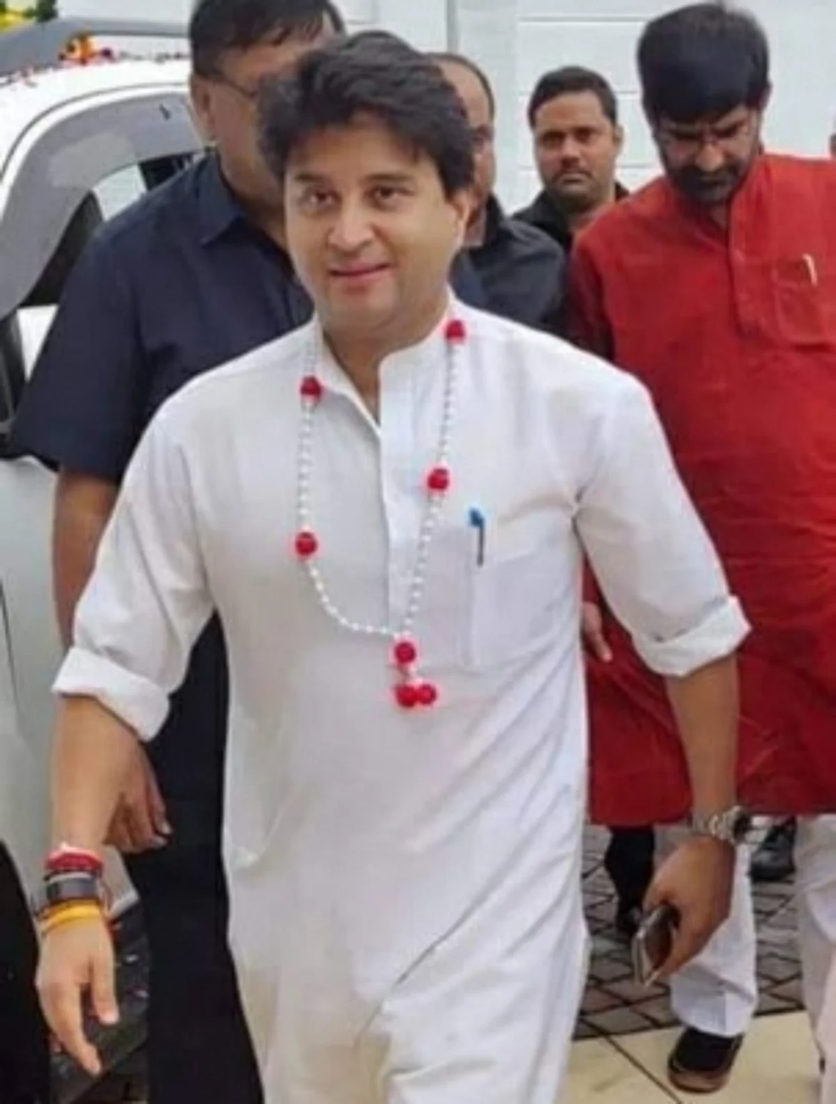 ग्वालियर-श्योपुर रेलखंड को ब्रॉडगेज करने की योजना की बजट संबंधी दिक्कत दूर की जाए : सिंधिया