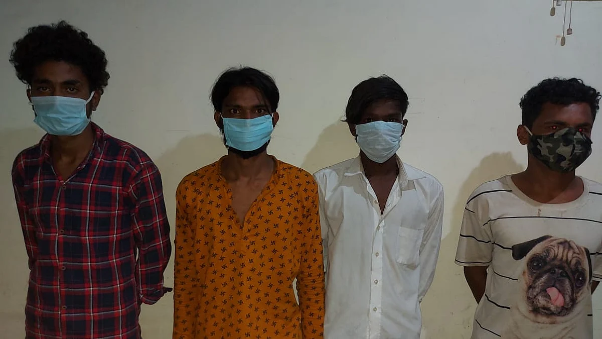स्कूटी चोर गिरोह के चार सदस्य गिरफ्तार, चार स्कूटी बरामद