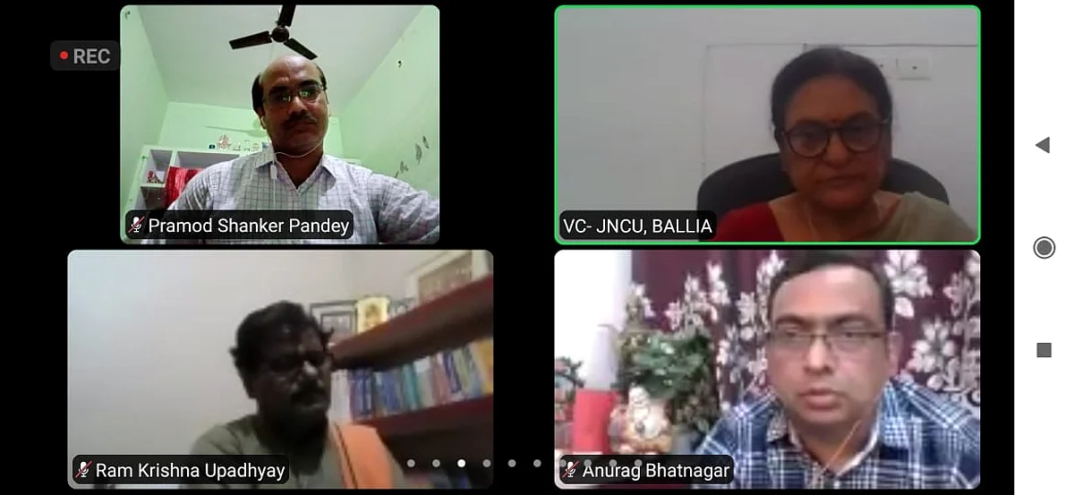 जेनएसीयू में राष्ट्रीय वेबिनार : अपने सामाजिक उत्तरदायित्वों का निर्वाह करें विश्वविद्यालय