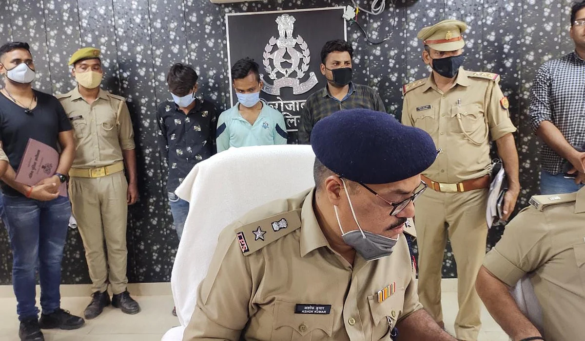 फिरोजाबाद : आरटीओ और पुलिस बनकर ठगी करने वाले तीन शातिर बदमाश गिरफ्तार