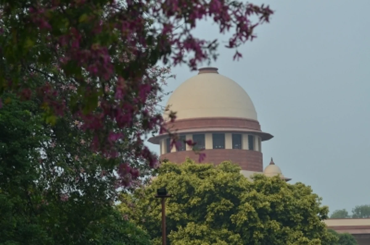 सुप्रीम कोर्ट ने यूनिटेक के पूर्व प्रमोटर संजय चंद्रा को 15 दिन की अंतरिम जमानत दी