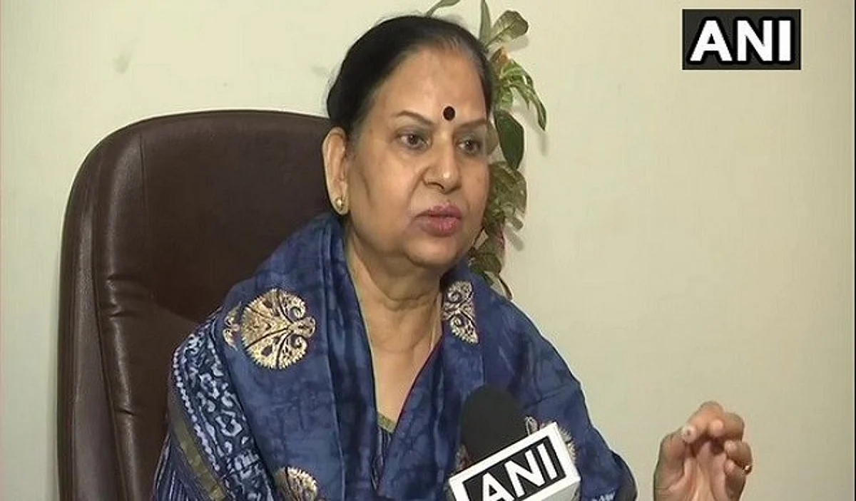 उत्तर प्रदेश महिला आयोग की सदस्य मीना कुमारी का लड़कियों पर बेतुके बयान, अध्यक्ष ने जाहिर की नाराजगी