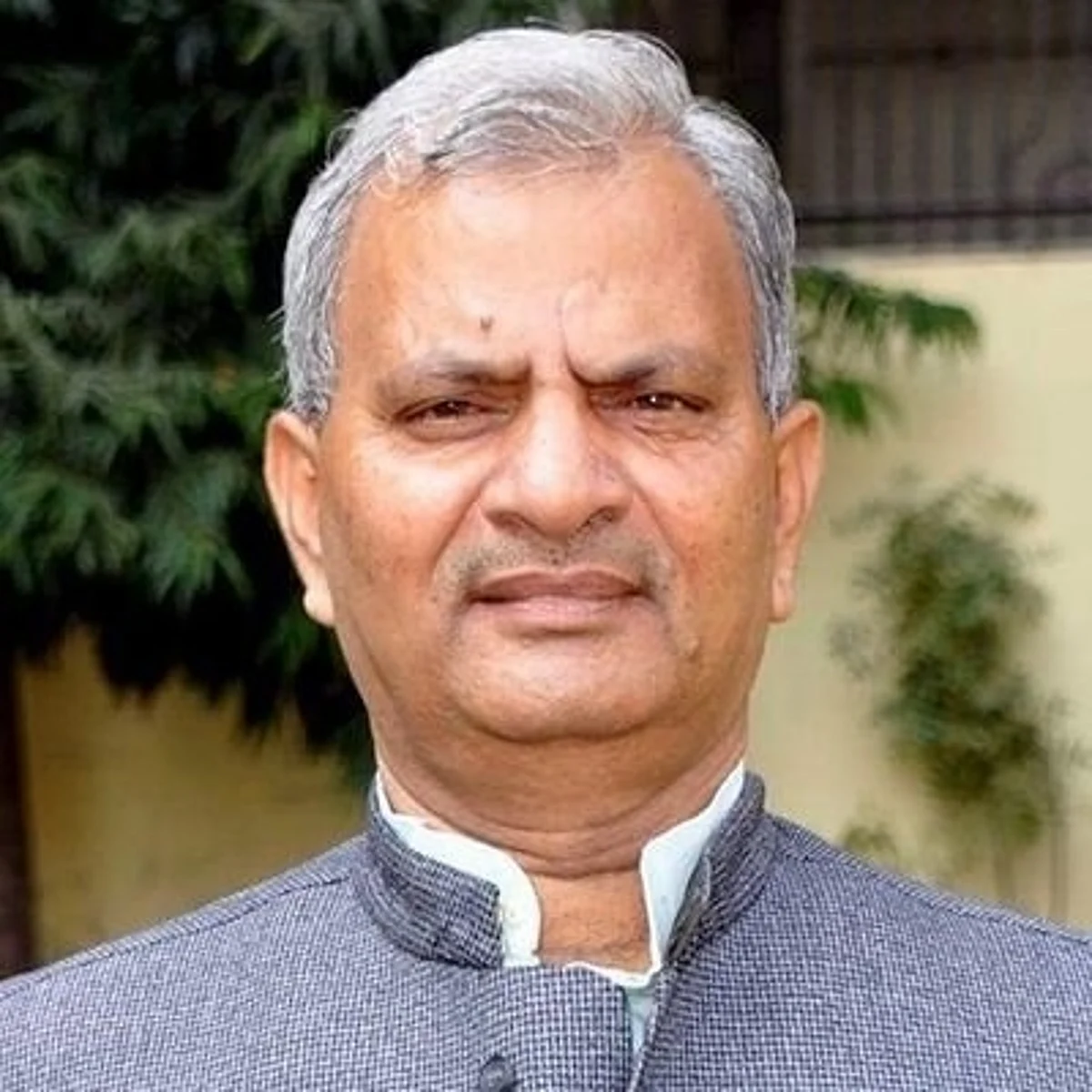 अखिलेश के बारे में फैलाए जा रहे फर्जी ट्वीट, मामला दर्ज