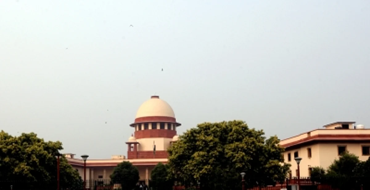 एससी में जासूसी मामले की अदालत की निगरानी में जांच की मांग