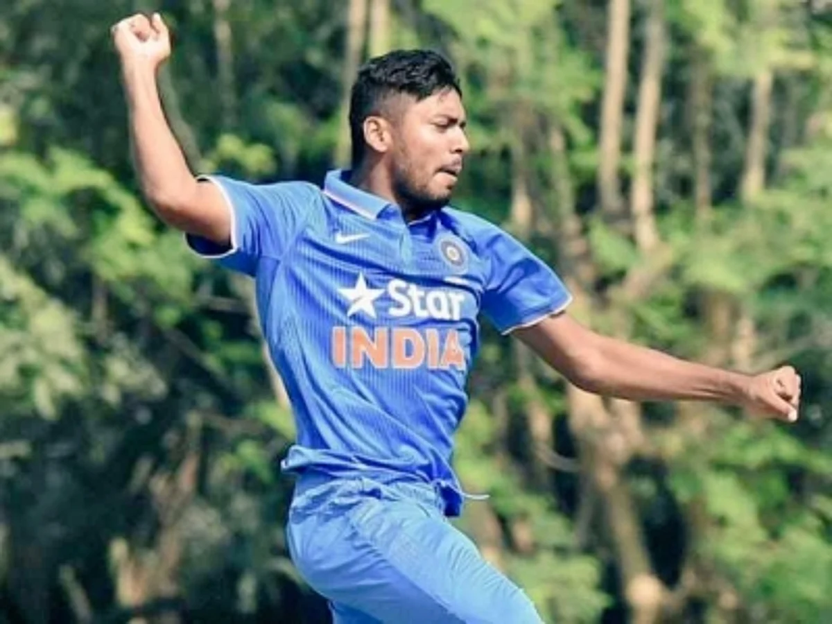 आवेश खान ऑवजर्वेशन में, अभ्यास मैच में हिस्सा नहीं लेंगे