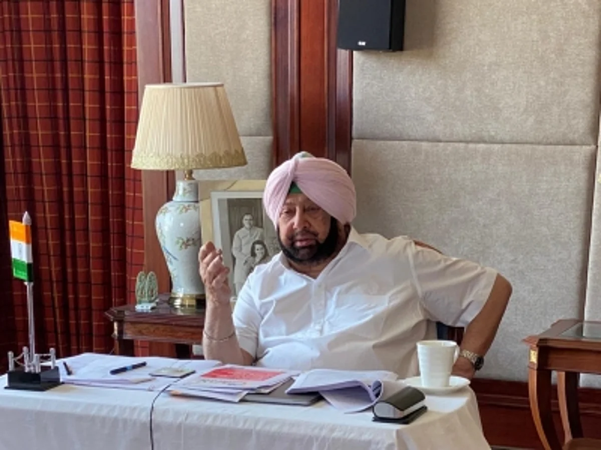अपमानजनक ट्वीट के लिए माफी मांगने तक सिद्धू से नहीं मिलूंगा : अमरिंदर (लीड-1)