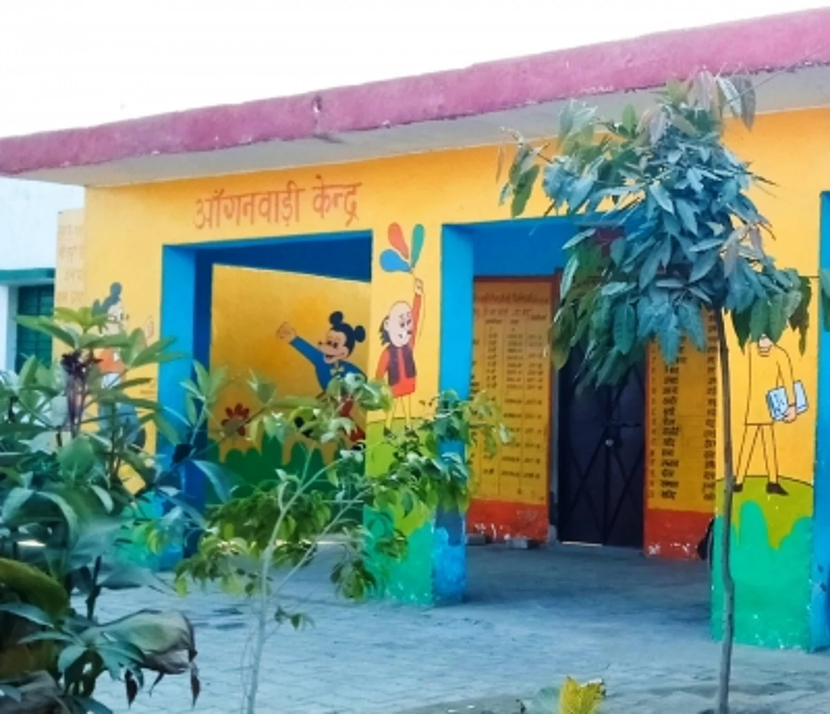 ग्रामीण क्षेत्र के बच्चों को मिलेंगी अच्छी सुविधाएं, मिशन कायाकल्प के तहत आंगनबाड़ी केंद्र हो रहे विकसित