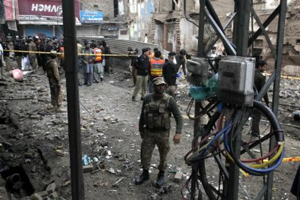 पाकिस्तान में विस्फोट, एक पुलिसकर्मी की मौत