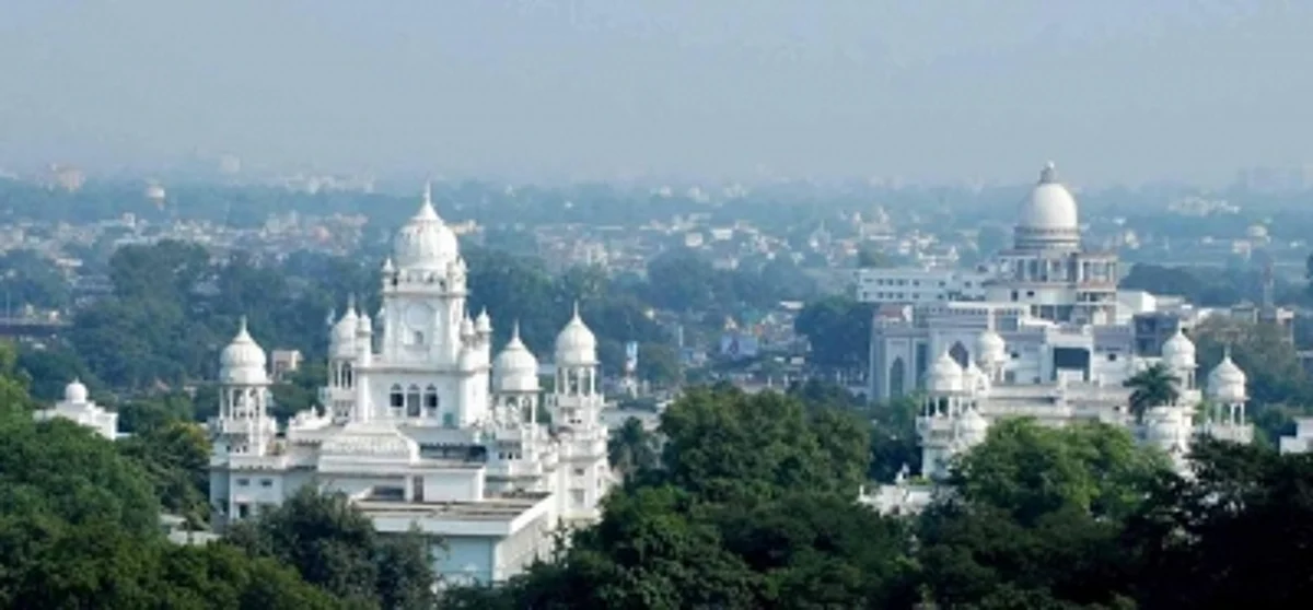 नीट सॉल्वर घोटाले में केजीएमयू का मेडिकल छात्र गिरफ्तार