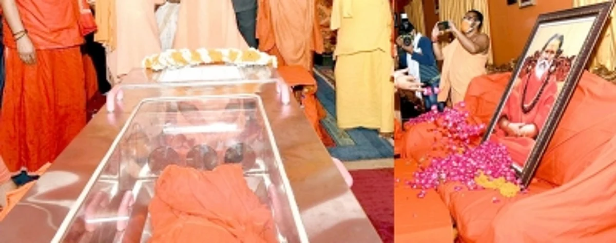 नगर यात्रा के लिए आज निकाला जाएगा महंत गिरि का पार्थिव शरीर