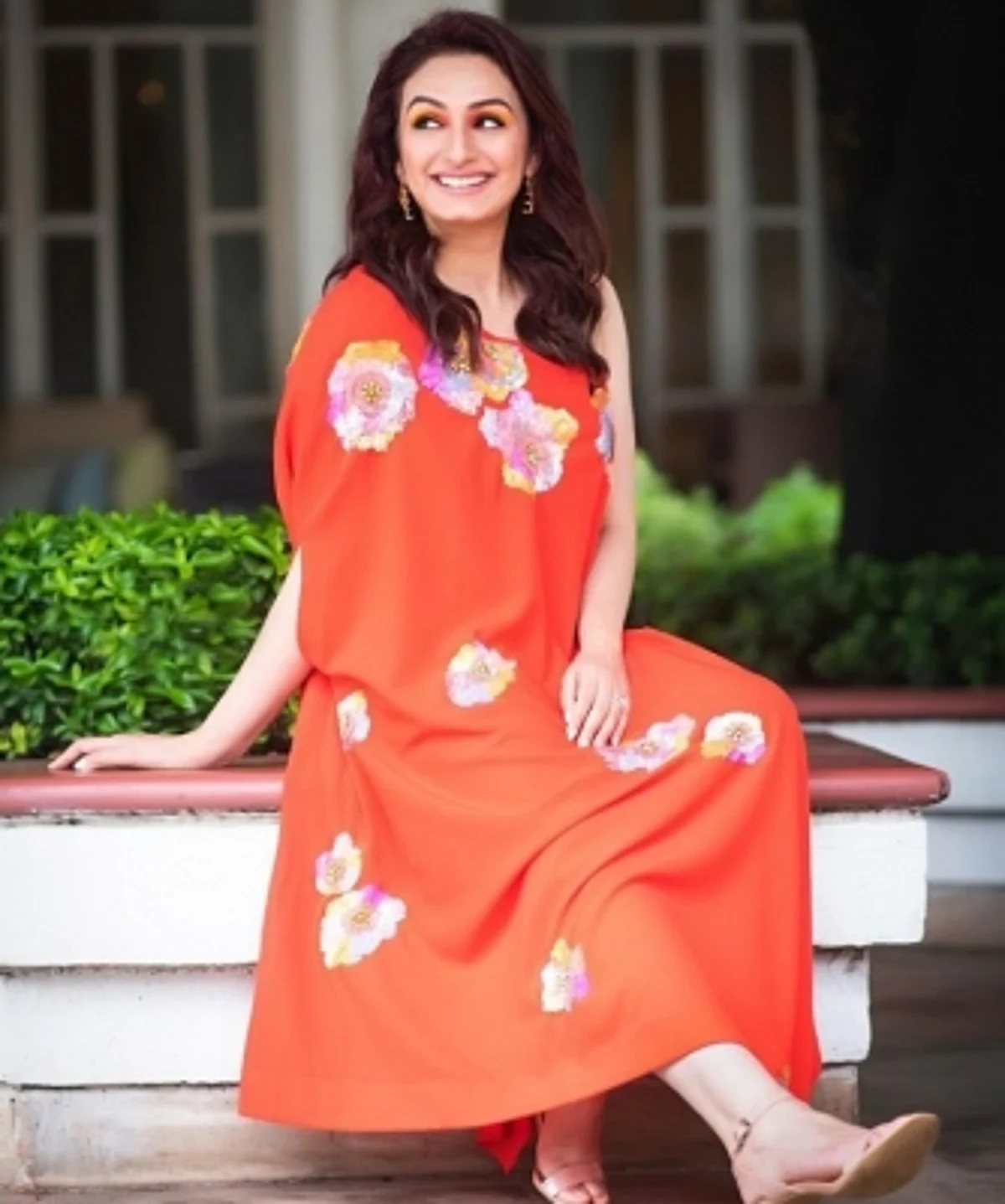 आकृति कक्कड़ और उनकी टीम को है लाइव स्टेज परफॉमेंस की चाहत
