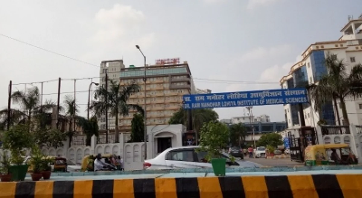 लंबित प्रमोशन के खिलाफ आरएमएल नर्सों का विरोध
