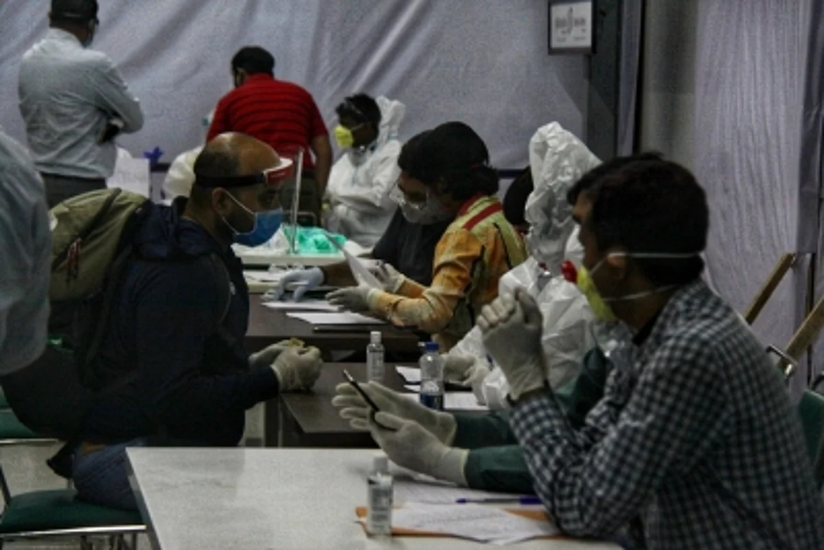 सिंगापुर में कोरोना के 837 नए मामले
