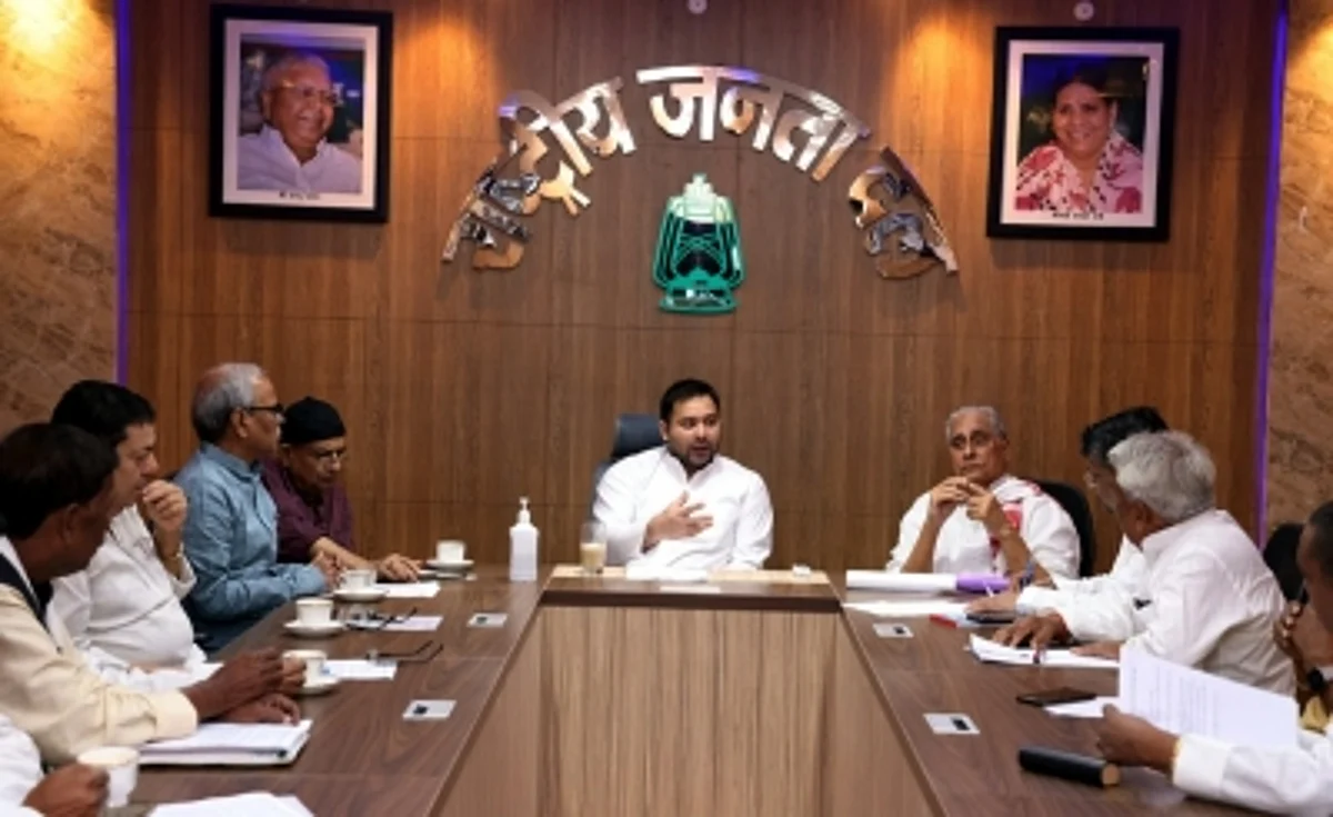 बिहार: तेजस्वी ने हर घर नल का जल में लगाया भ्रष्टाचार का आरोप, उपमुख्यमंत्री ने कहा अनर्गल प्रलाप (लीड-1)