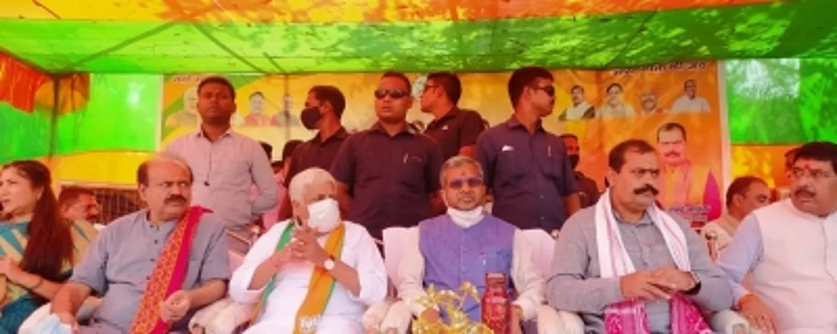 झारखंड के पूर्व सीएम बाबूलाल मरांडी का राज्य सरकार पर हमला, बोले- जेएमएम, कांग्रेस और राजद खास परिवार की पार्टियां