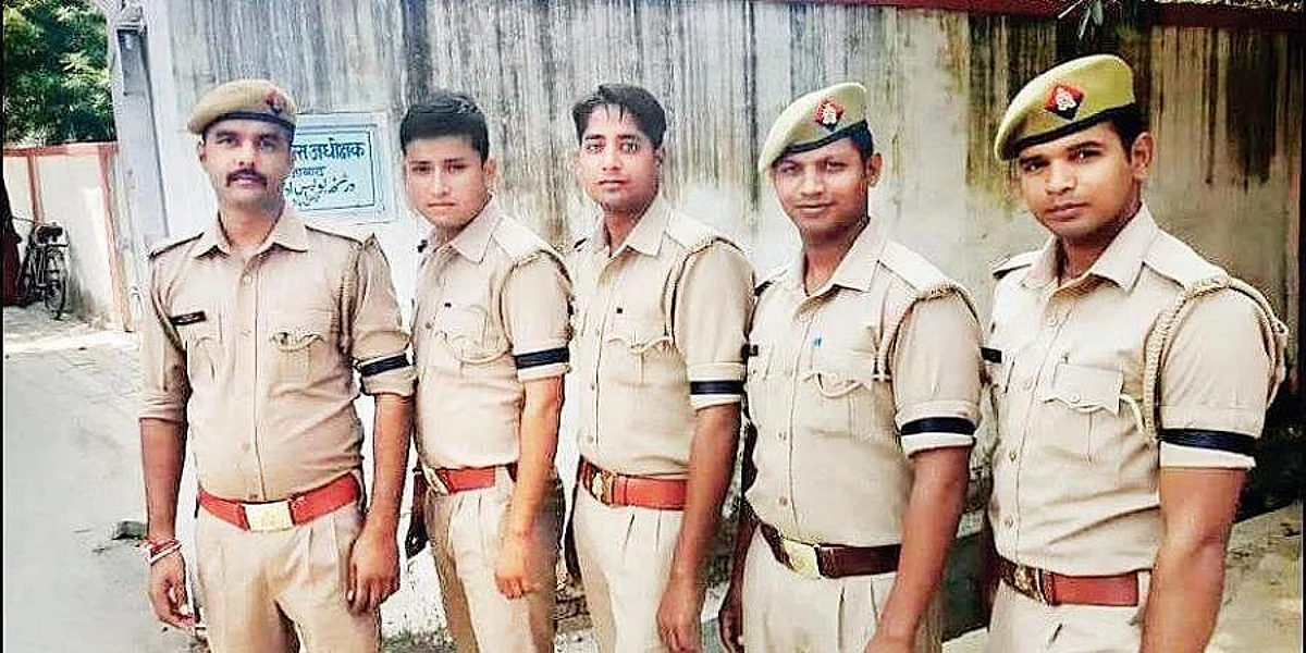 यूपी पुलिस में निकली हेड कांस्टेबल की वैकेंसी, जानिए योग्यता और कैसे करें आवेदन