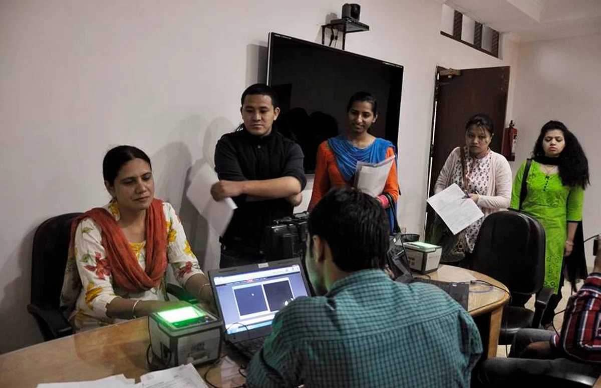 Business Idea: बिना इन्वेस्टमेंट फ्री में कोई भी व्यक्ति शुरू कर सकता है ये बिजनेस, अच्छी-खासी होगी आमदनी