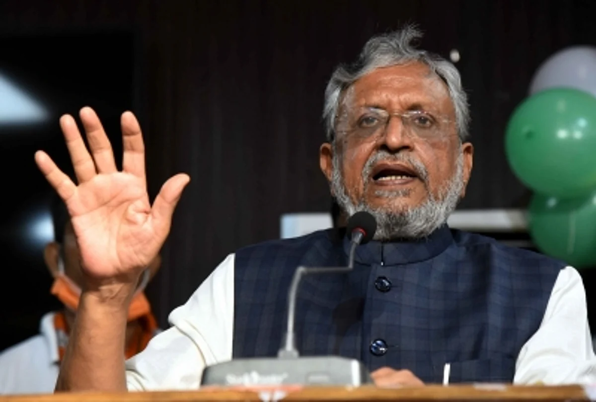 संसदीय समितियों का पुनर्गठन : सुशील मोदी कार्मिक व कानून समिति के प्रमुख, थरूर का ओहदा बरकरार