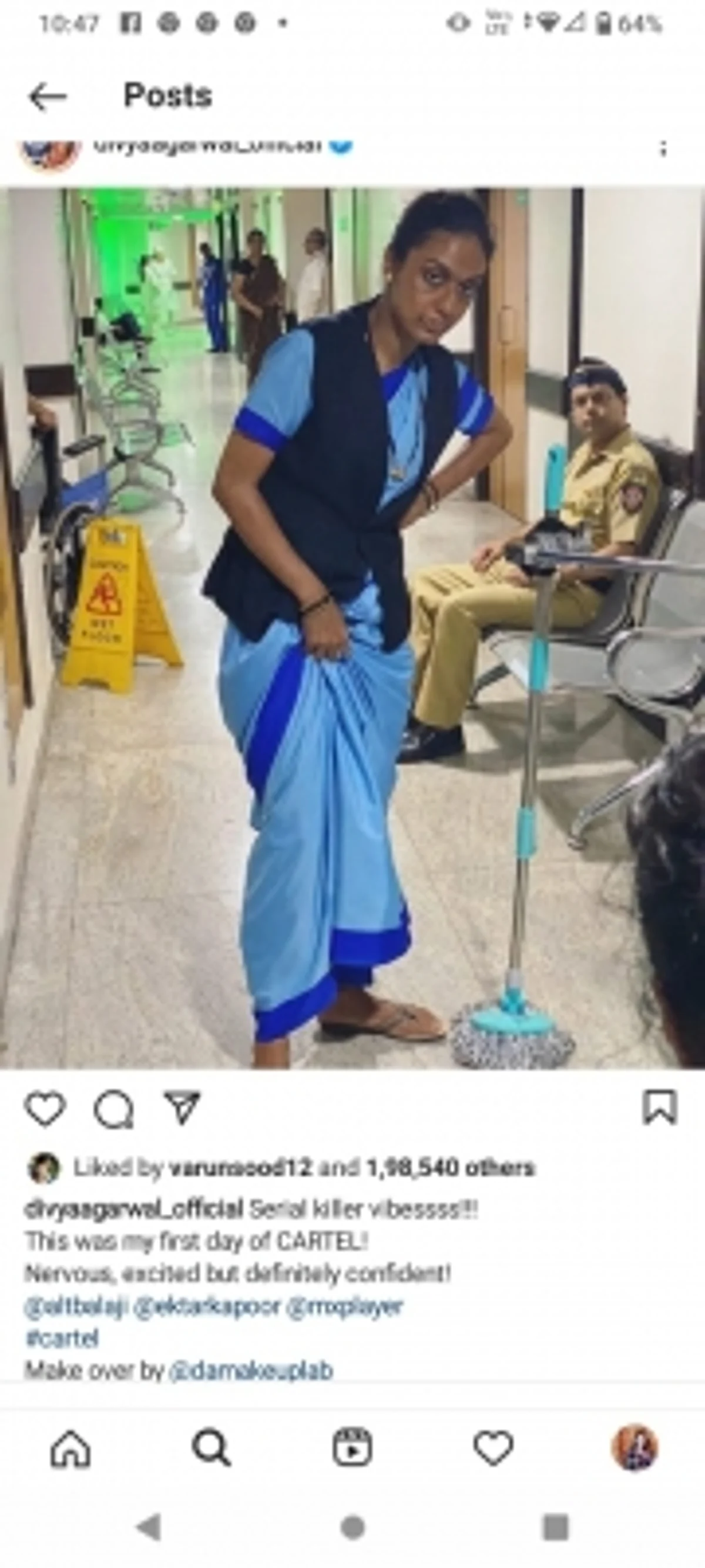 दिव्या अग्रवाल ने पोस्ट किया क्लीनिंग वुमन लुक, फैंस लुक देखकर हुए स्तब्ध