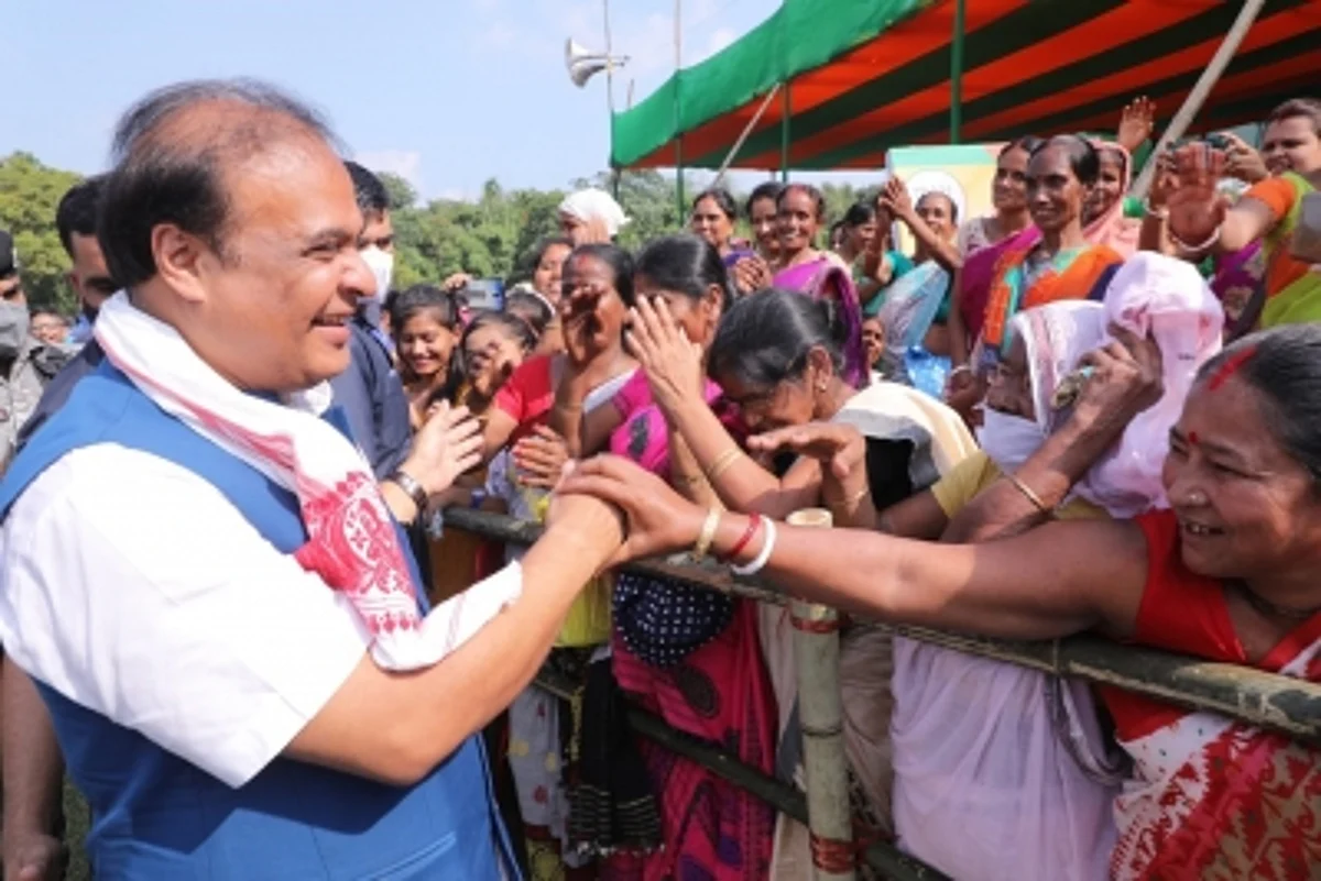 चुनाव आयोग ने असम के मुख्यमंत्री को चुनाव आचार संहिता के उल्लंघन पर चेताया