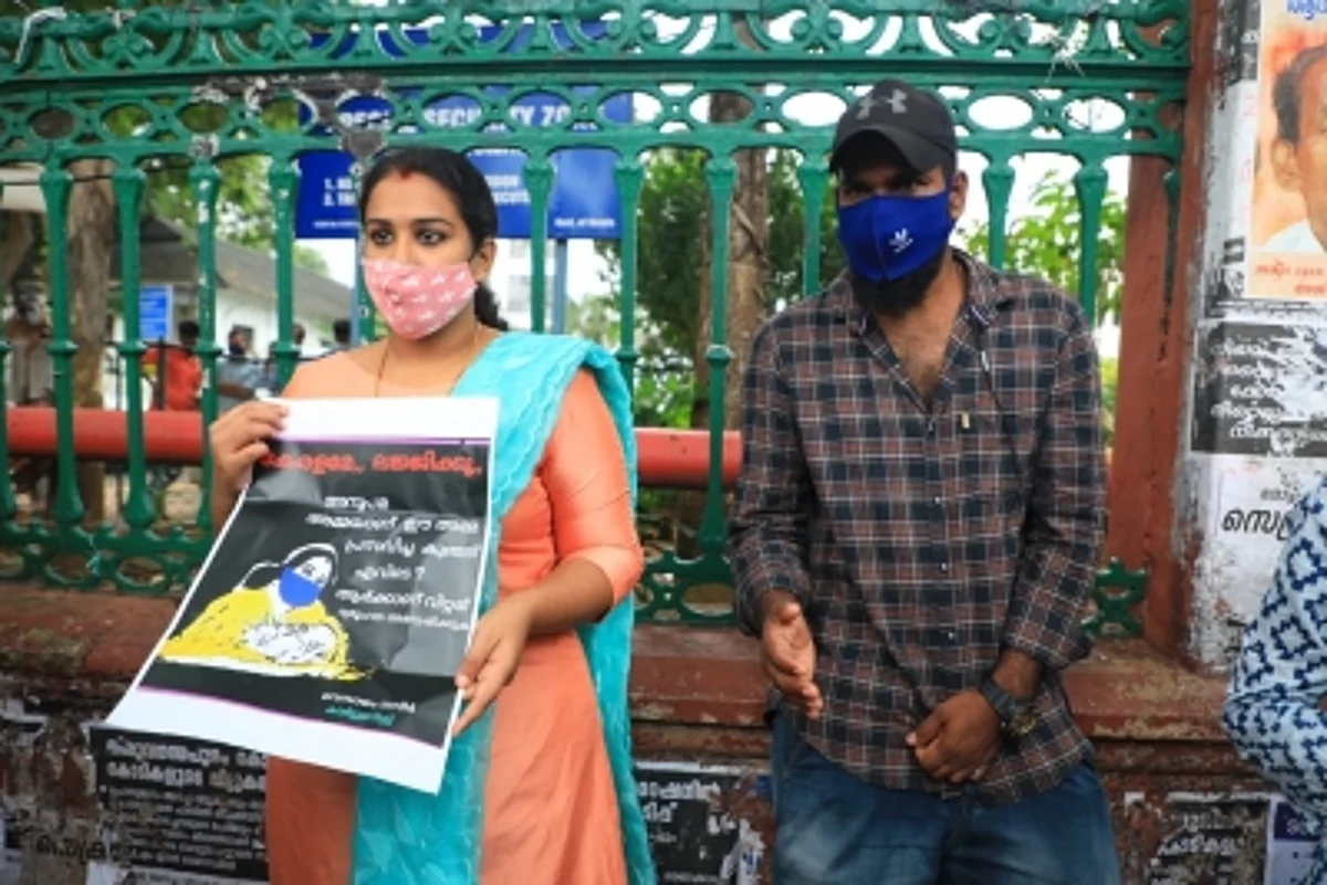 गुमशुदा बच्चा : पिनाराई विजयन ने कहा- अनुपमा के माता-पिता को फैसला करने दीजिए