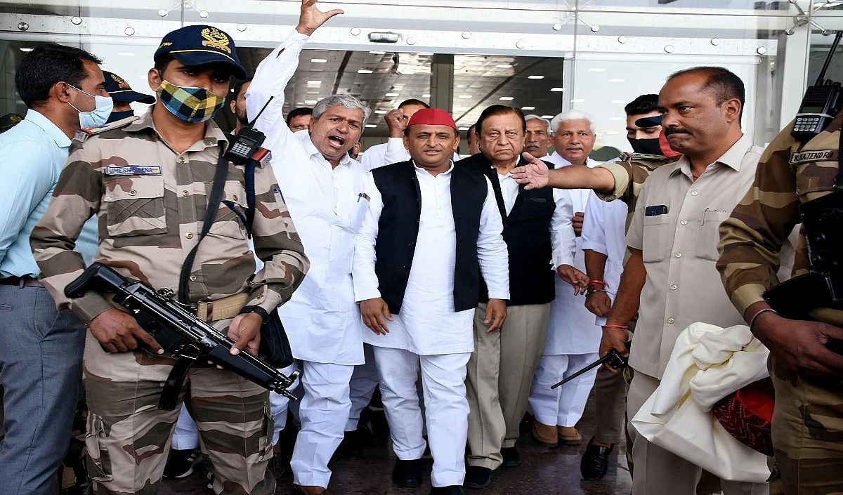 अखिलेश ने बीजेपी पर लगाए आरोप, पूर्णता की ओर बढ़ता UP का श्रृंगार, अगर जेवर के साथ चूड़ियों को जुड़ने का मिलता मौका