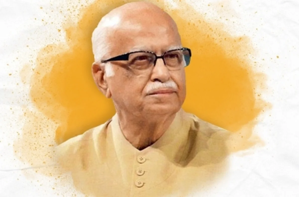 पीएम मोदी , उपराष्ट्रपति नायडू, अमित शाह, जेपी नड्डा और राजनाथ सिंह ने आवास पर जाकर लालकृष्ण आडवाणी को दी जन्मदिन की बधाई (लीड-1)