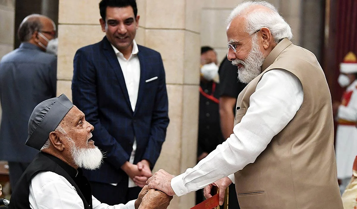 साक्षात्कारः लावारिस लाशों के वारिस और पद्मश्री से सम्मानित मोहम्मद शरीफ की प्रेरक बातें