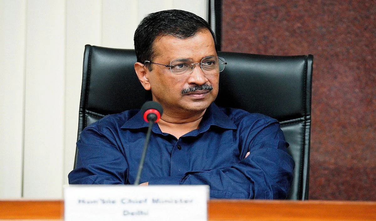 SC ने प्रदूषण पर केंद्र को इमरजेंसी मीटिंग बुलाने का दिया निर्देश, दिल्ली सरकार को फटकार लगाते हुए कहा- हमें न करें मजबूर