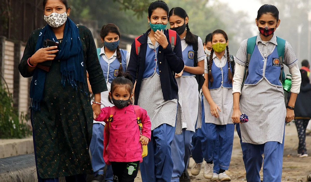 केरल के स्कूल में पेश की गयी लैंगिक समानता की मिसाल, लड़के-लड़कियां पहनेंगे सेम ड्रेस