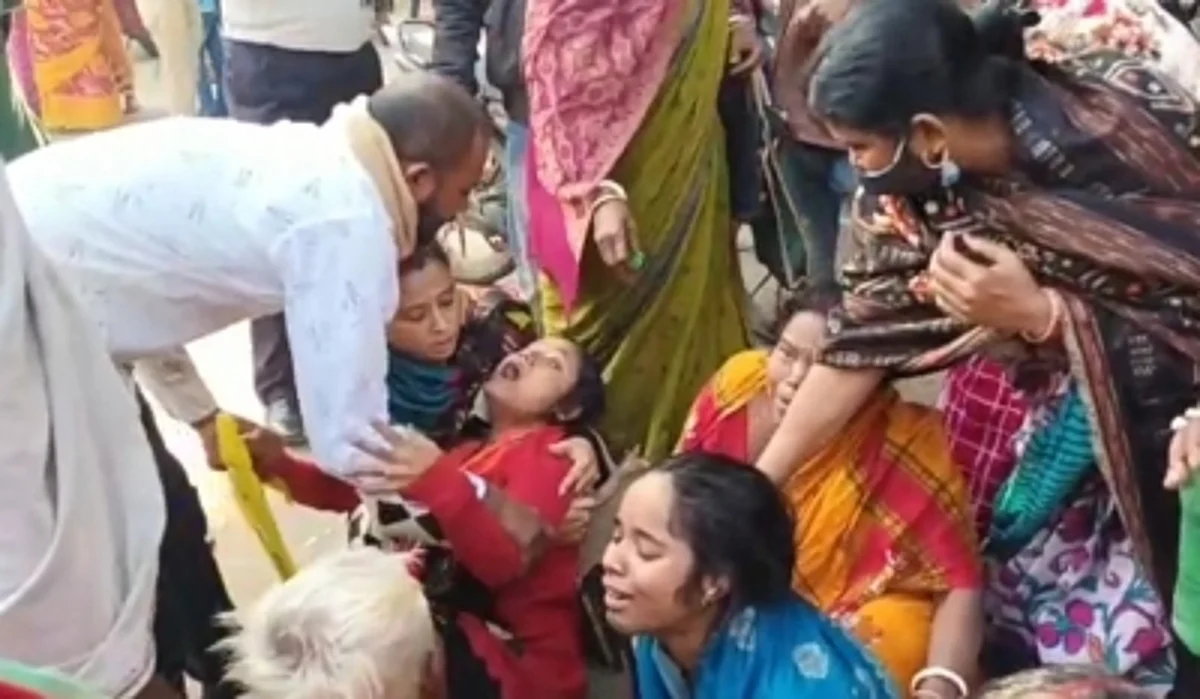 बंगाल सरकार ने नदिया दुर्घटना पीड़ितों के परिवारों को दी आर्थिक सहायता