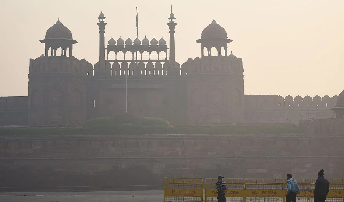 वायु गुणवत्ता आयोग ने प्रदूषण पर रोकथाम के लिए सख्त कदम उठाये हैं: केंद्र ने न्यायालय को बताया