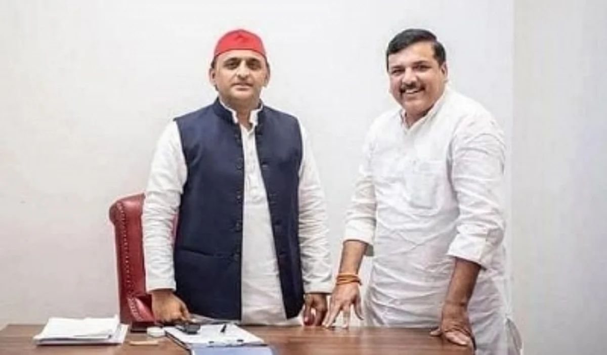 चुनावी हलचल: अखिलेश से मिले आप नेता संजय सिंह, गठबंधन को लेकर कयास तेज