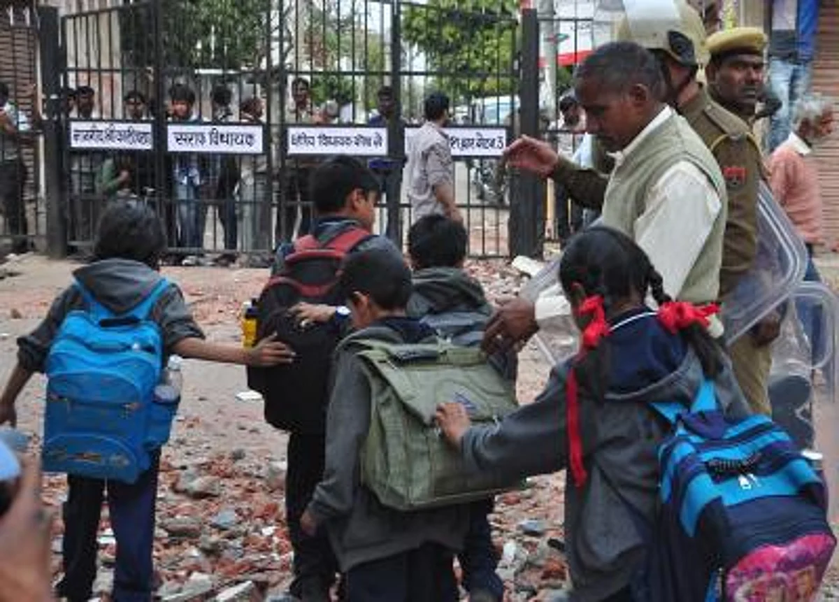 राजस्थान सरकार ने 100 प्रतिशत क्षमता के साथ स्कूल, कॉलेज खोलने की अनुमति दी